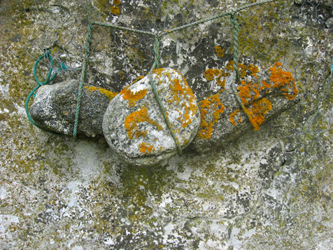 Blackhouse roof stones