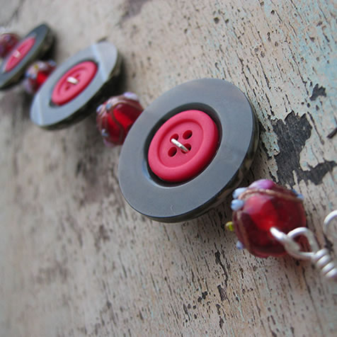 Milomade Button Chain Bracelet - Big Bold & Buttony - Eco Chic