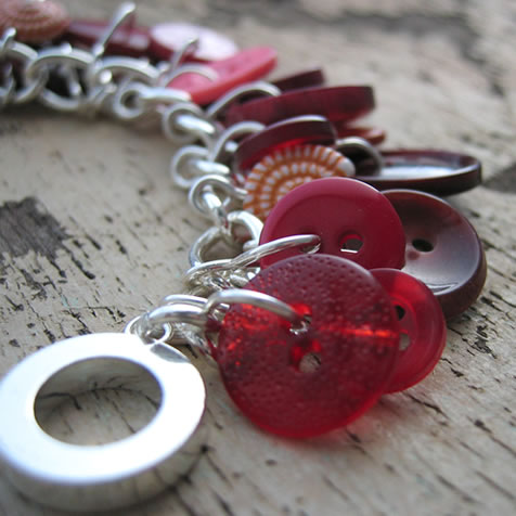 Milomade Charm Bracelet - Rustic Red - Eco Chic