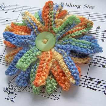 Mollimoo Knitty Corsage