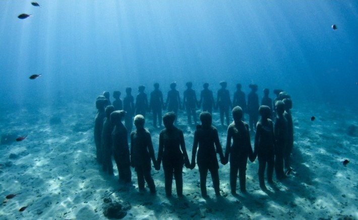 Jason deCaires Taylor - Underwater Sculptures